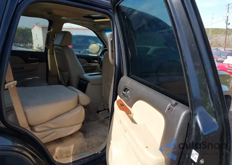 2007 Chevrolet Tahoe Ltz из США, поврежденный, VIN 1GNFK130X7R309042